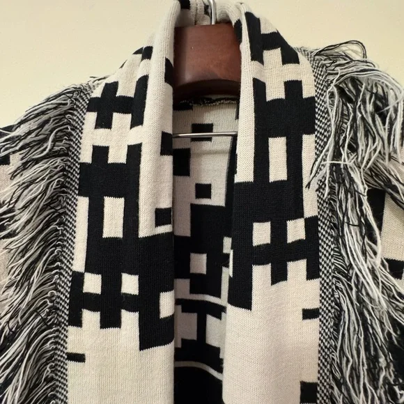 Vintage rare Hermes Black and Brown Patterned Sweater - Picture 3 of 4